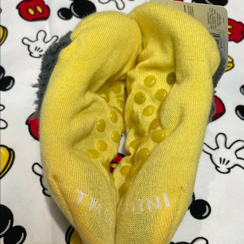 Licensed Slipper Socks Despicable Me Minions Toddler kids Sz 6-8.5